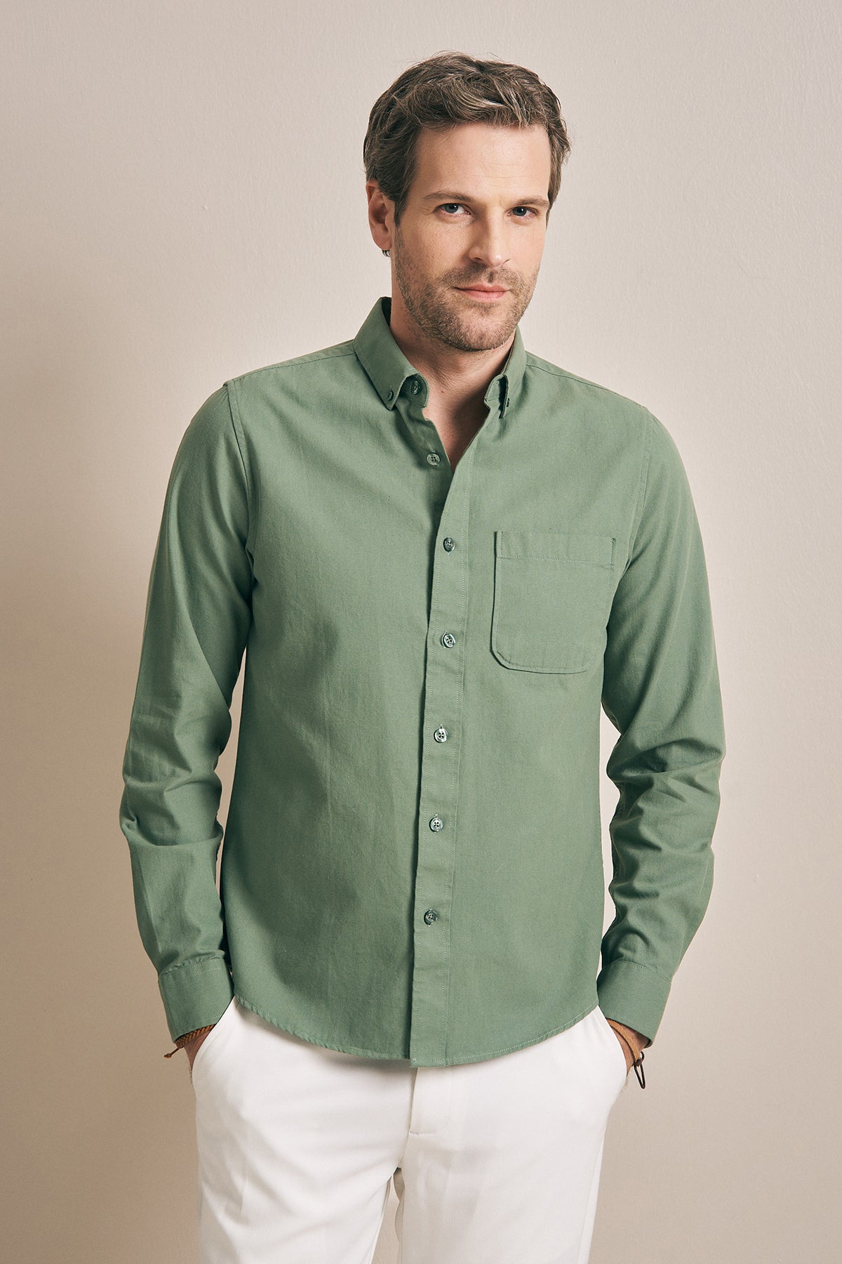LIGHT GREEN