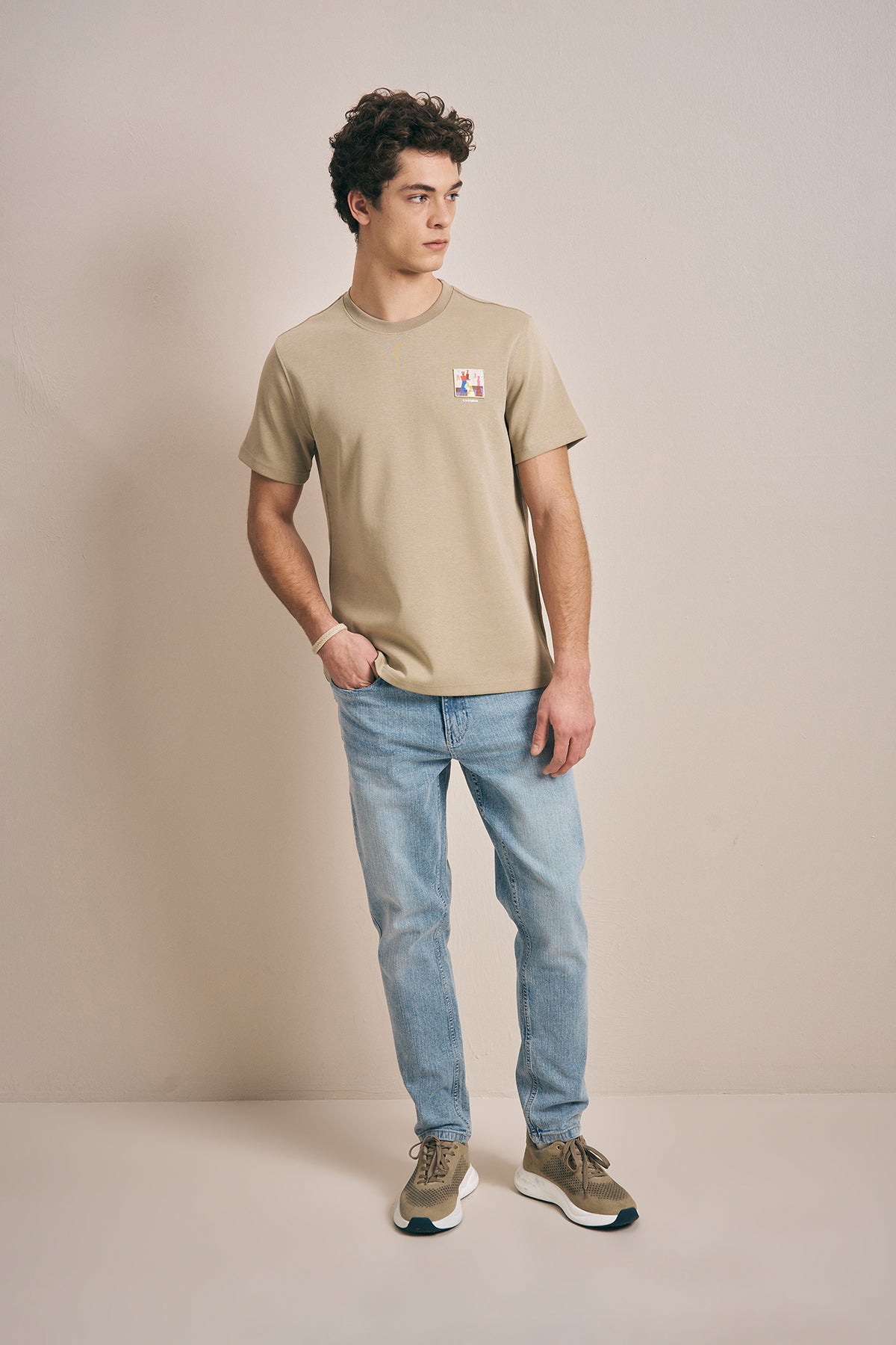 BEIGE