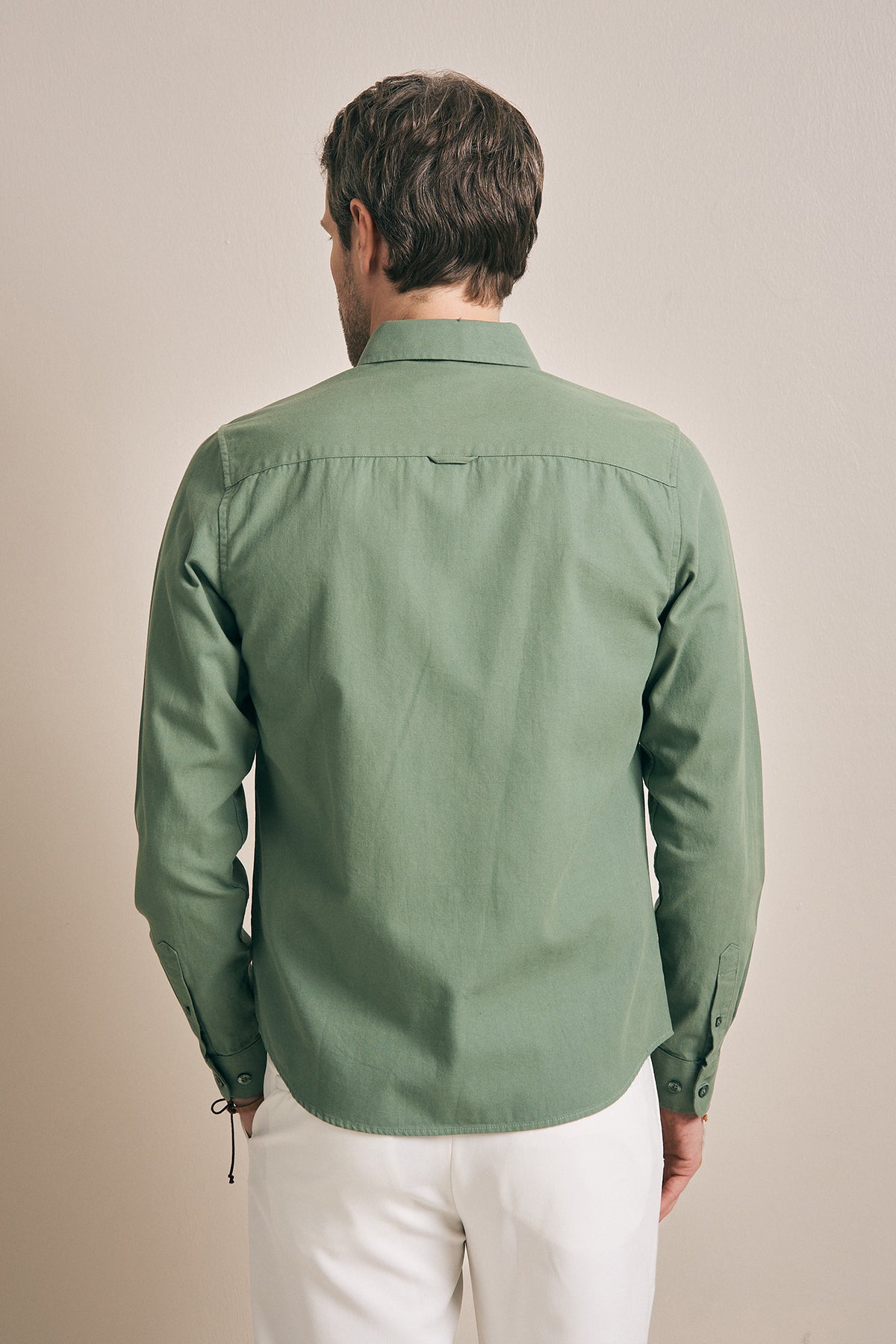 LIGHT GREEN