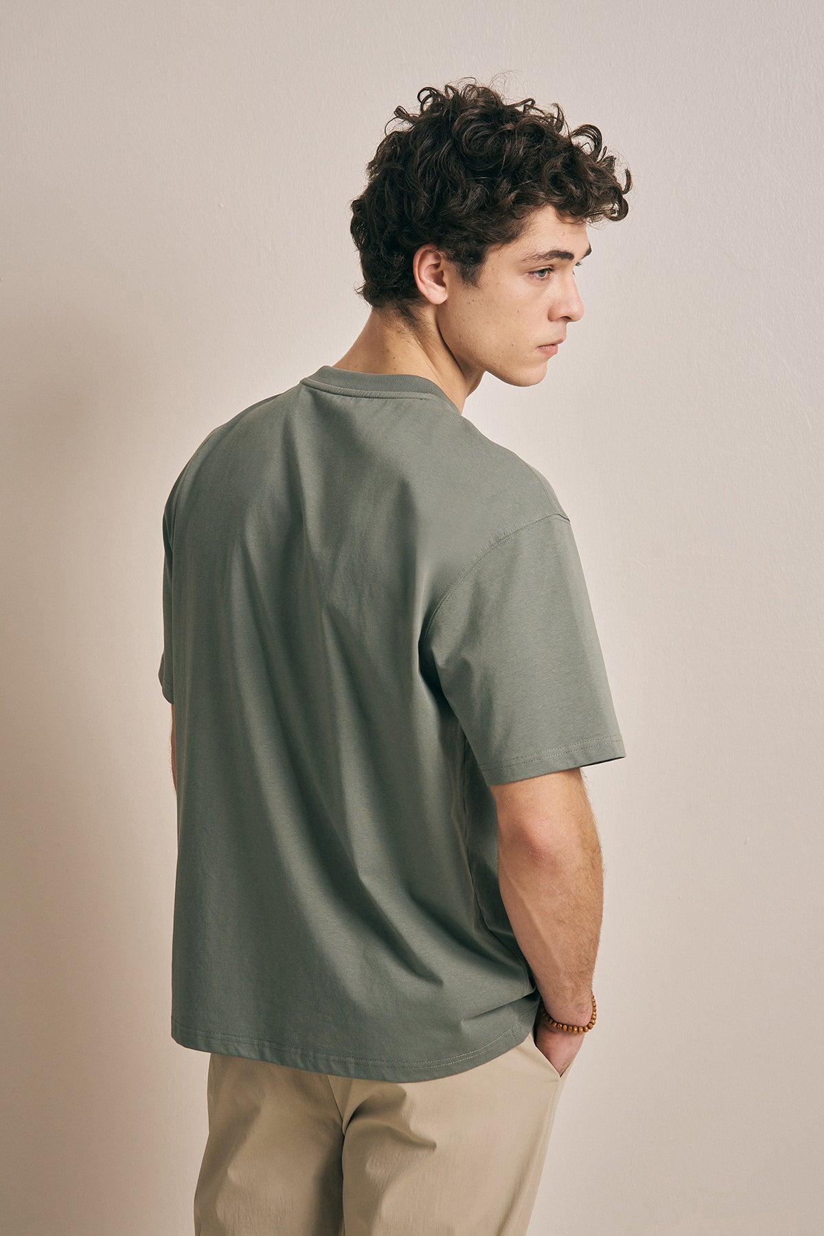 LIGHT GREEN