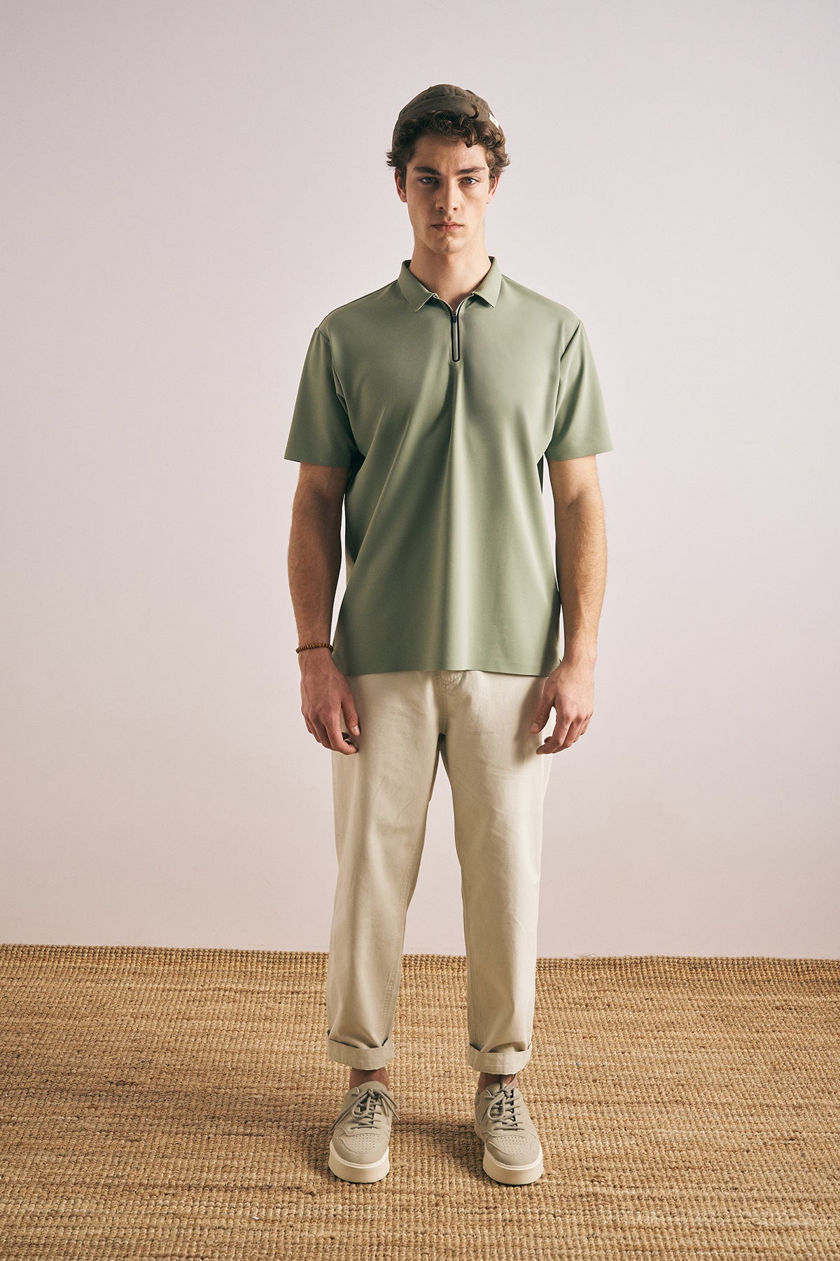 LIGHT GREEN