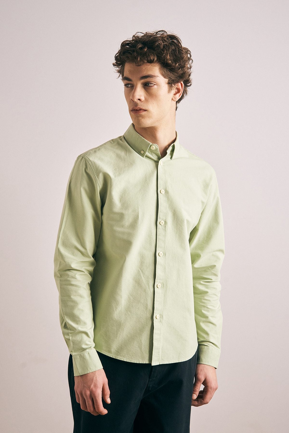 LIGHT GREEN
