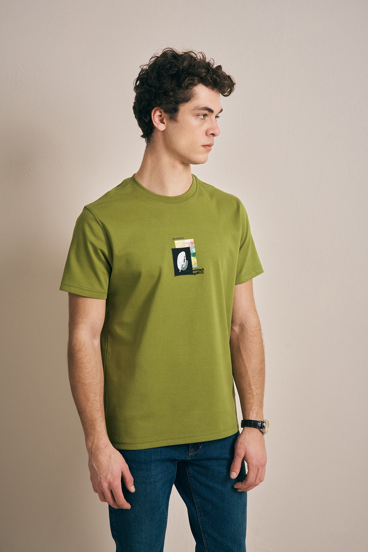 GREEN