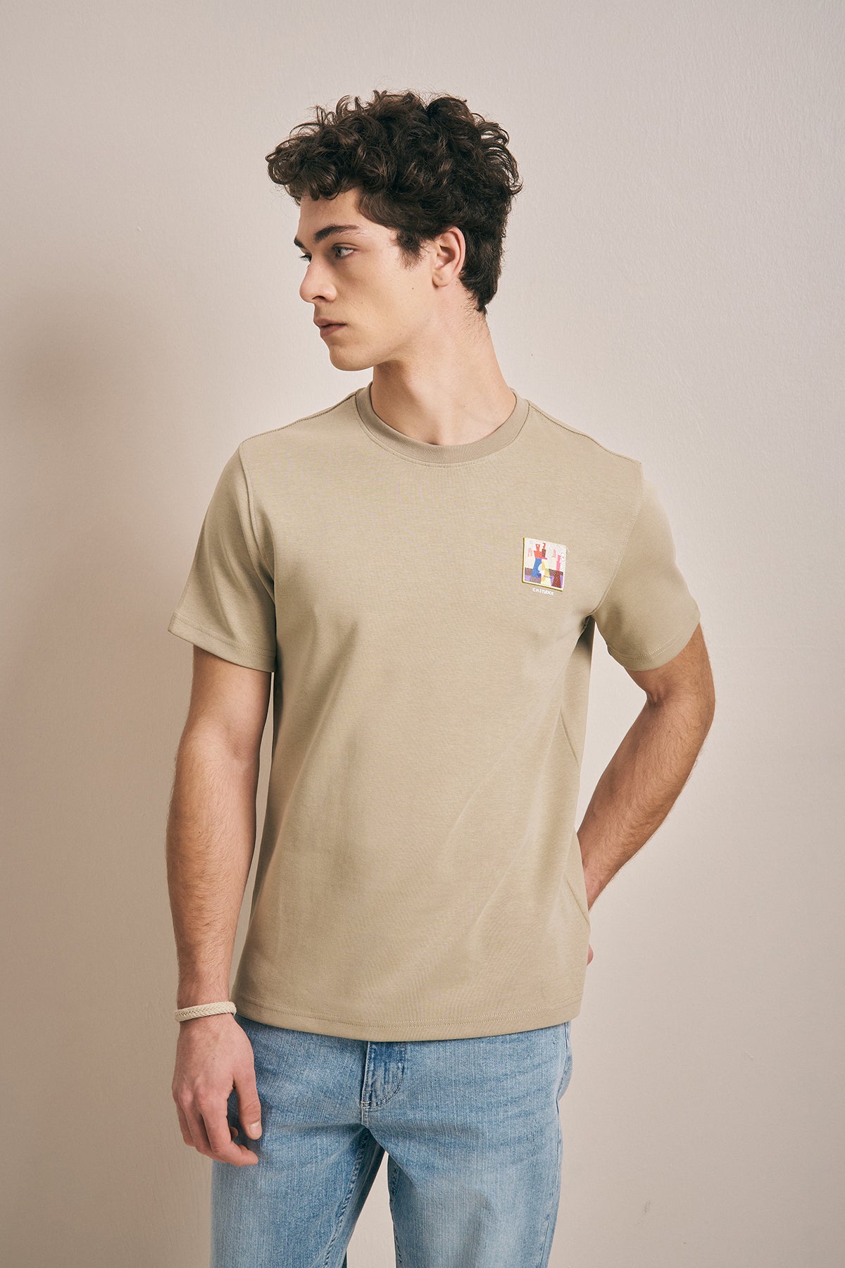 BEIGE