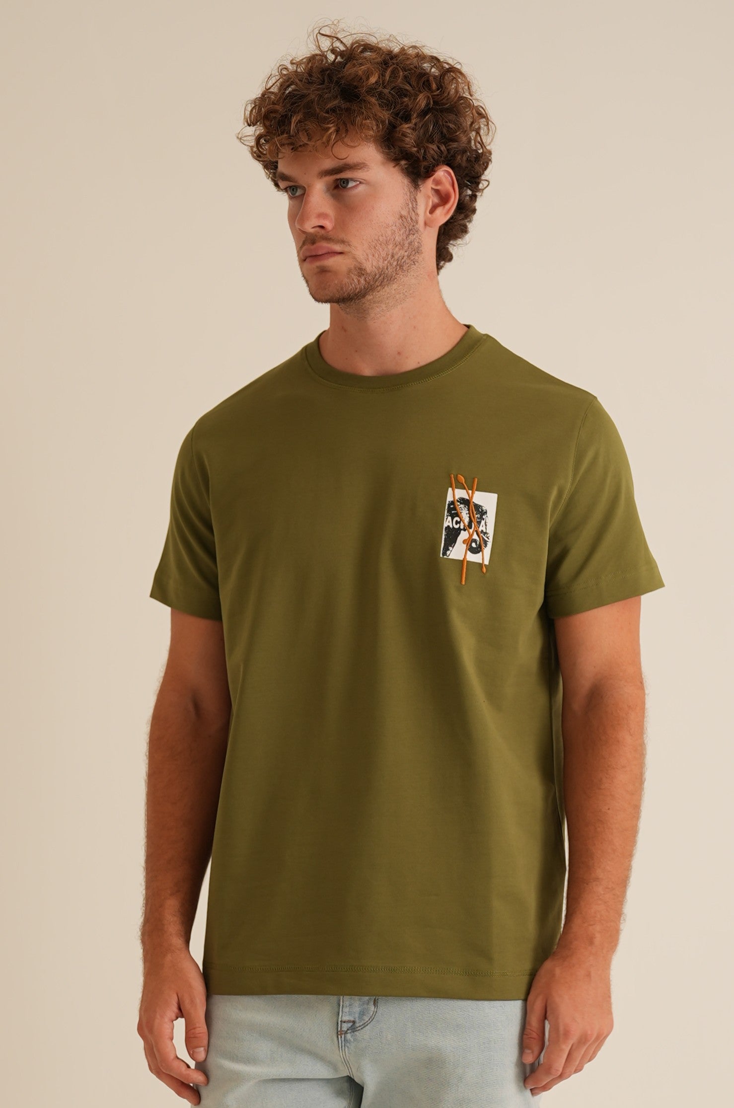 LIGHT GREEN