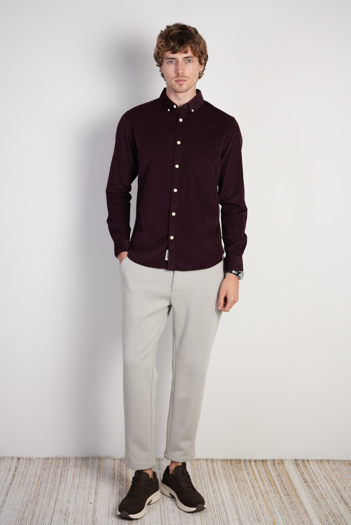 MAROON