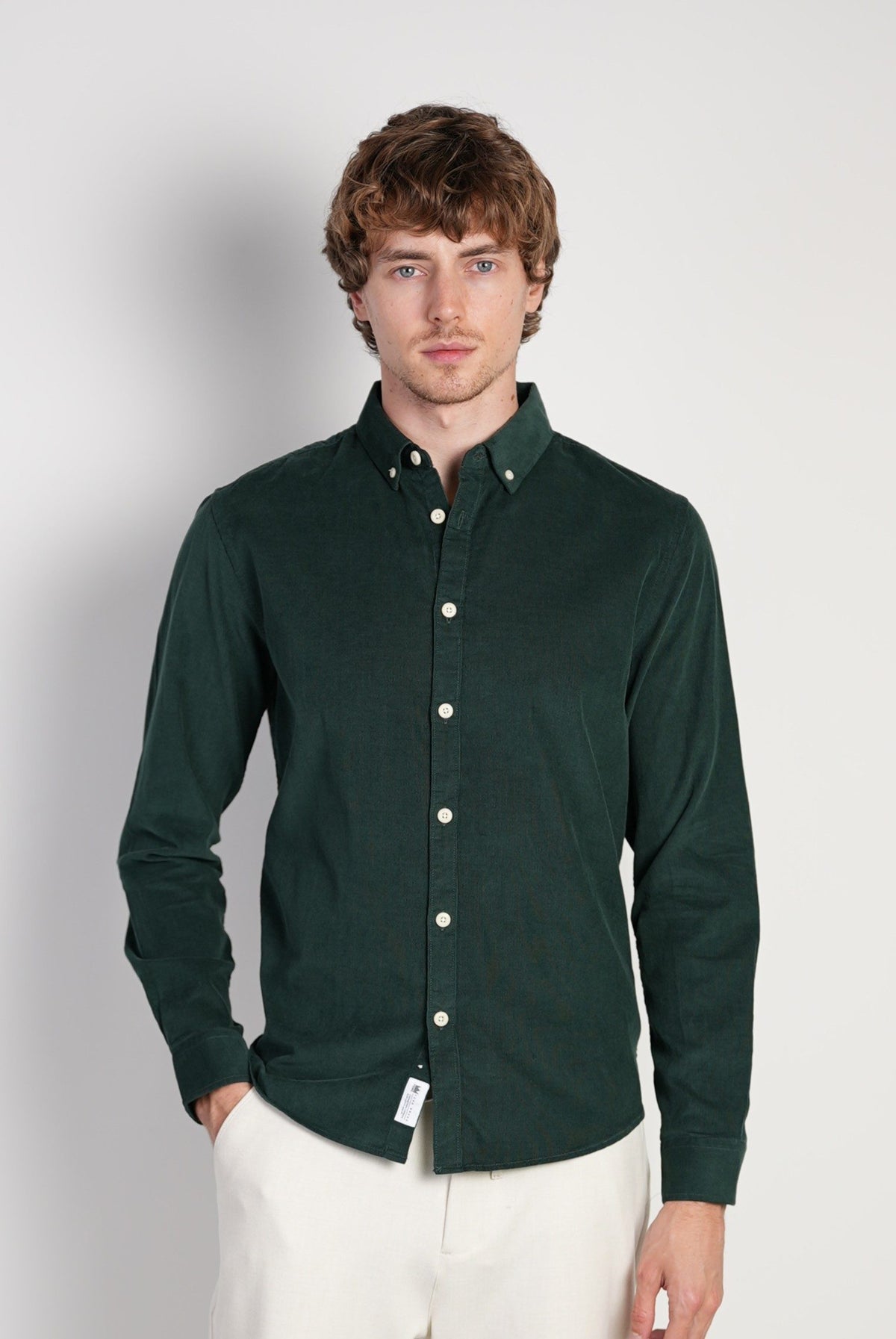 GREEN