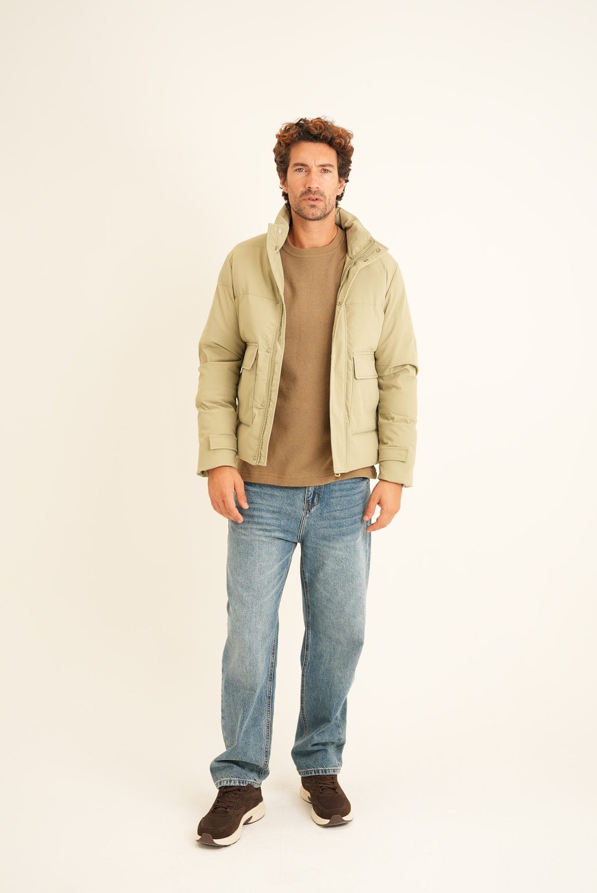 LIGHT GREEN