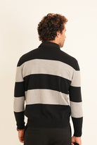 BLACK/GREY