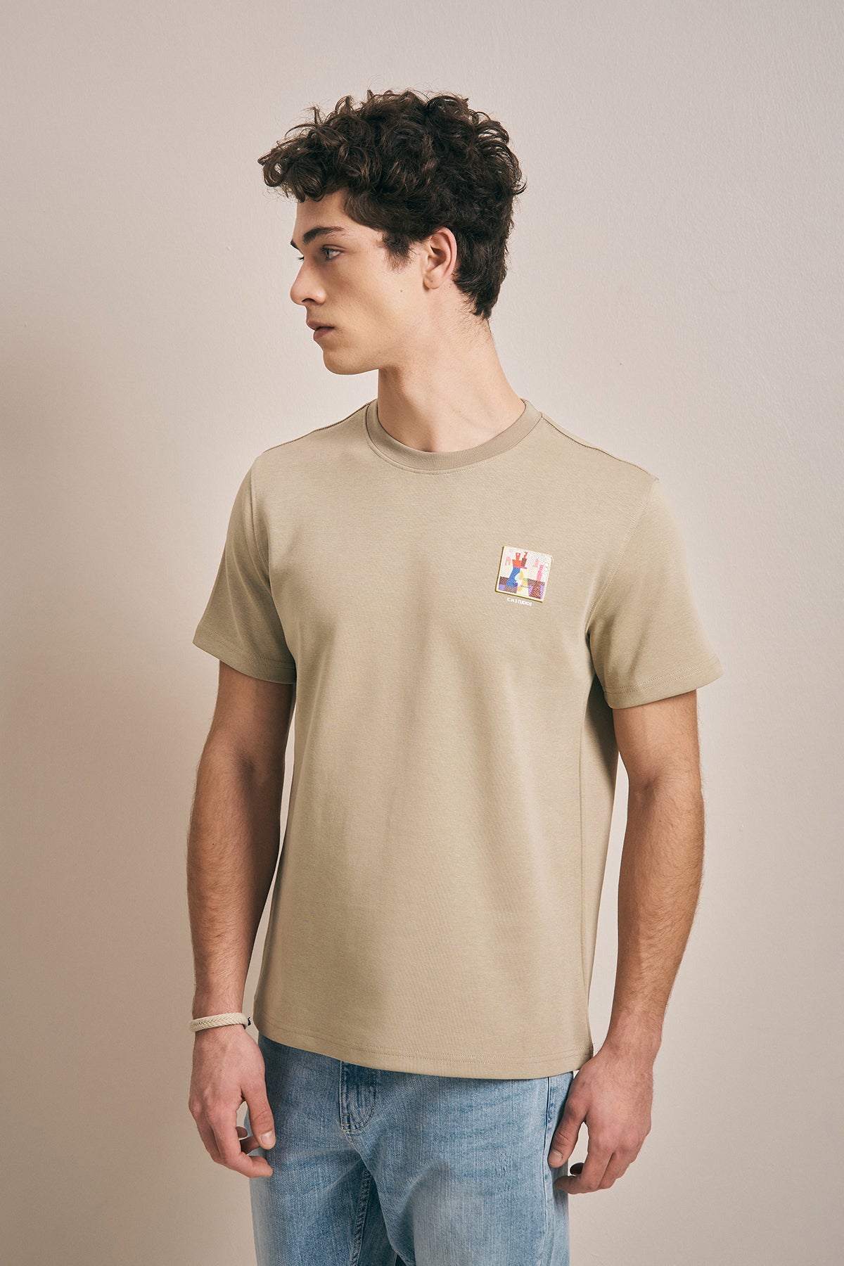 BEIGE