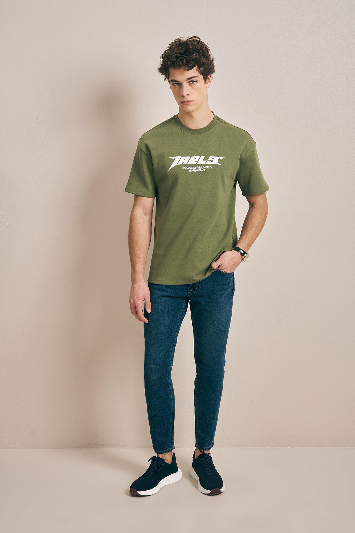 GREEN