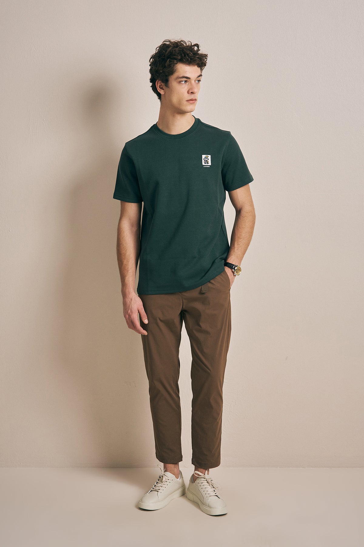 GREEN