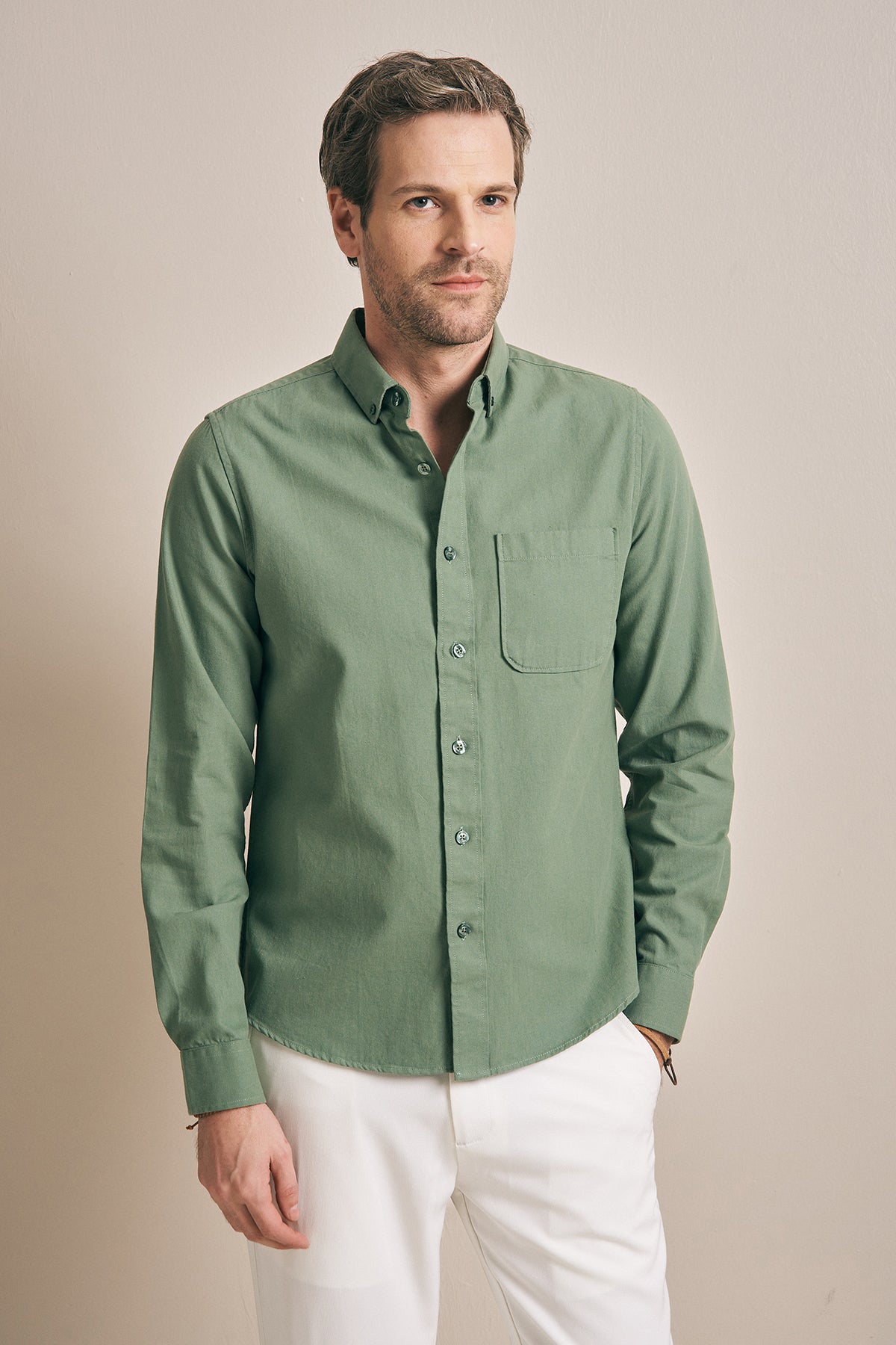 LIGHT GREEN