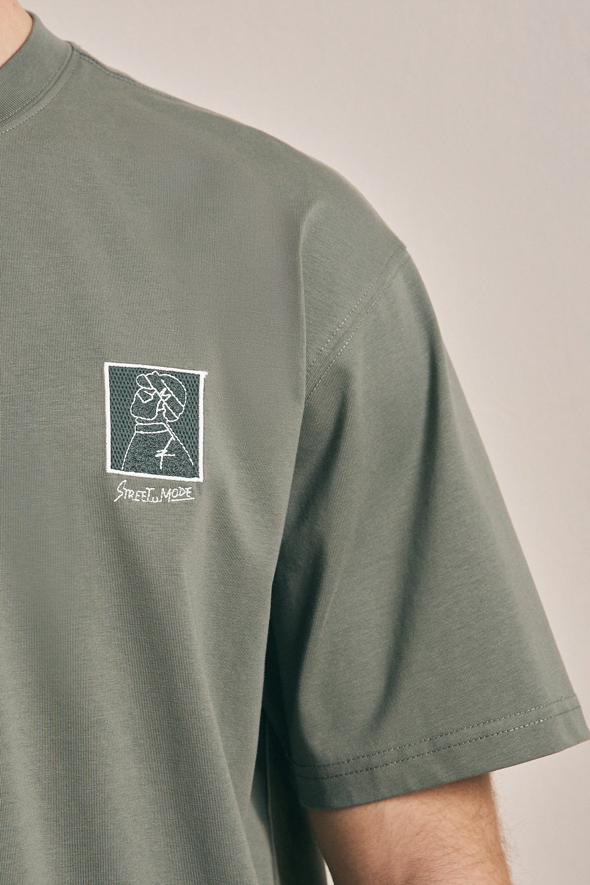 LIGHT GREEN