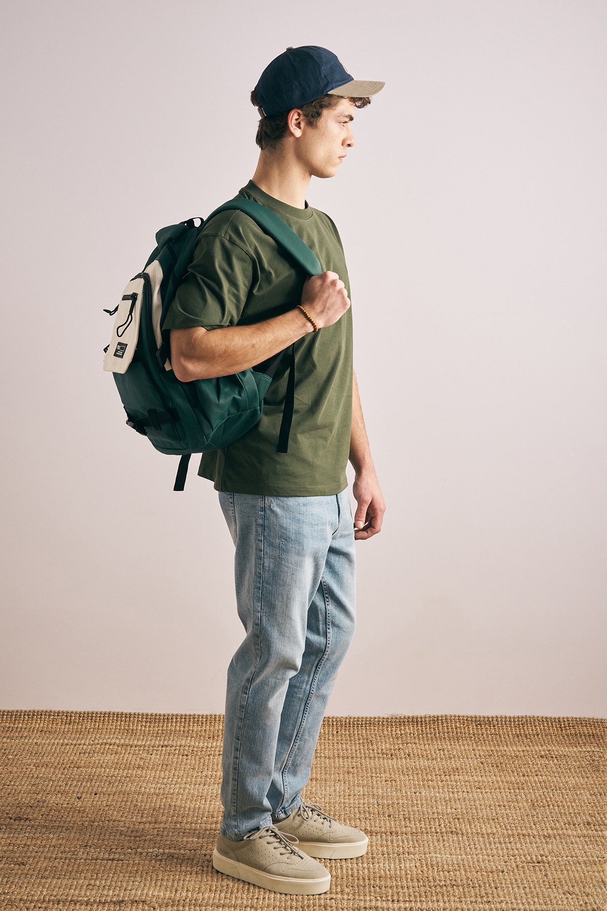 GREEN