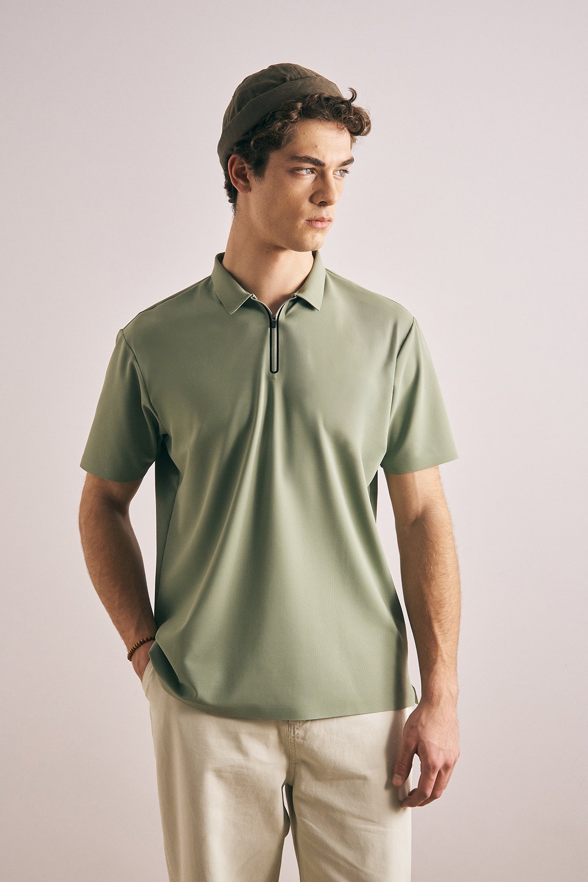LIGHT GREEN