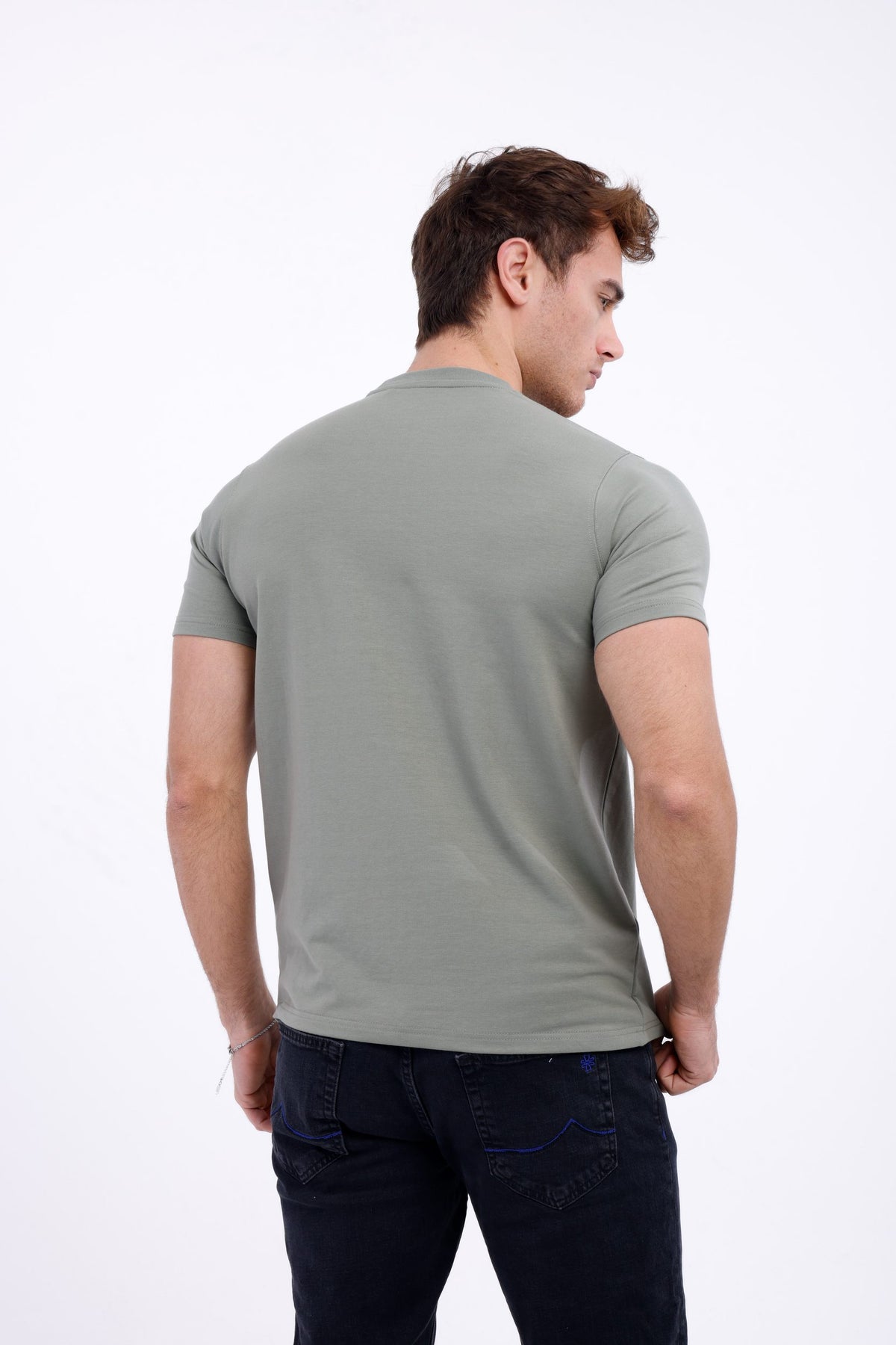 LIGHT GREEN