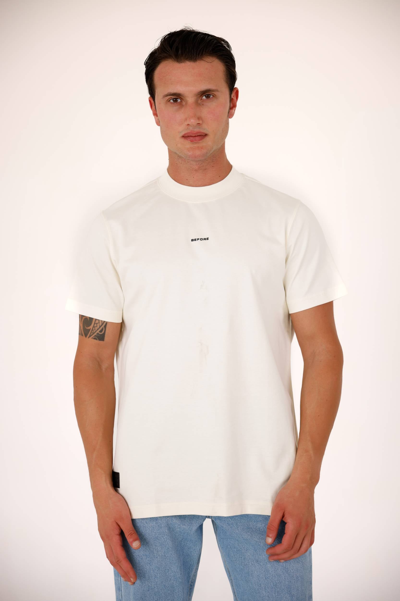 OFF WHITE
