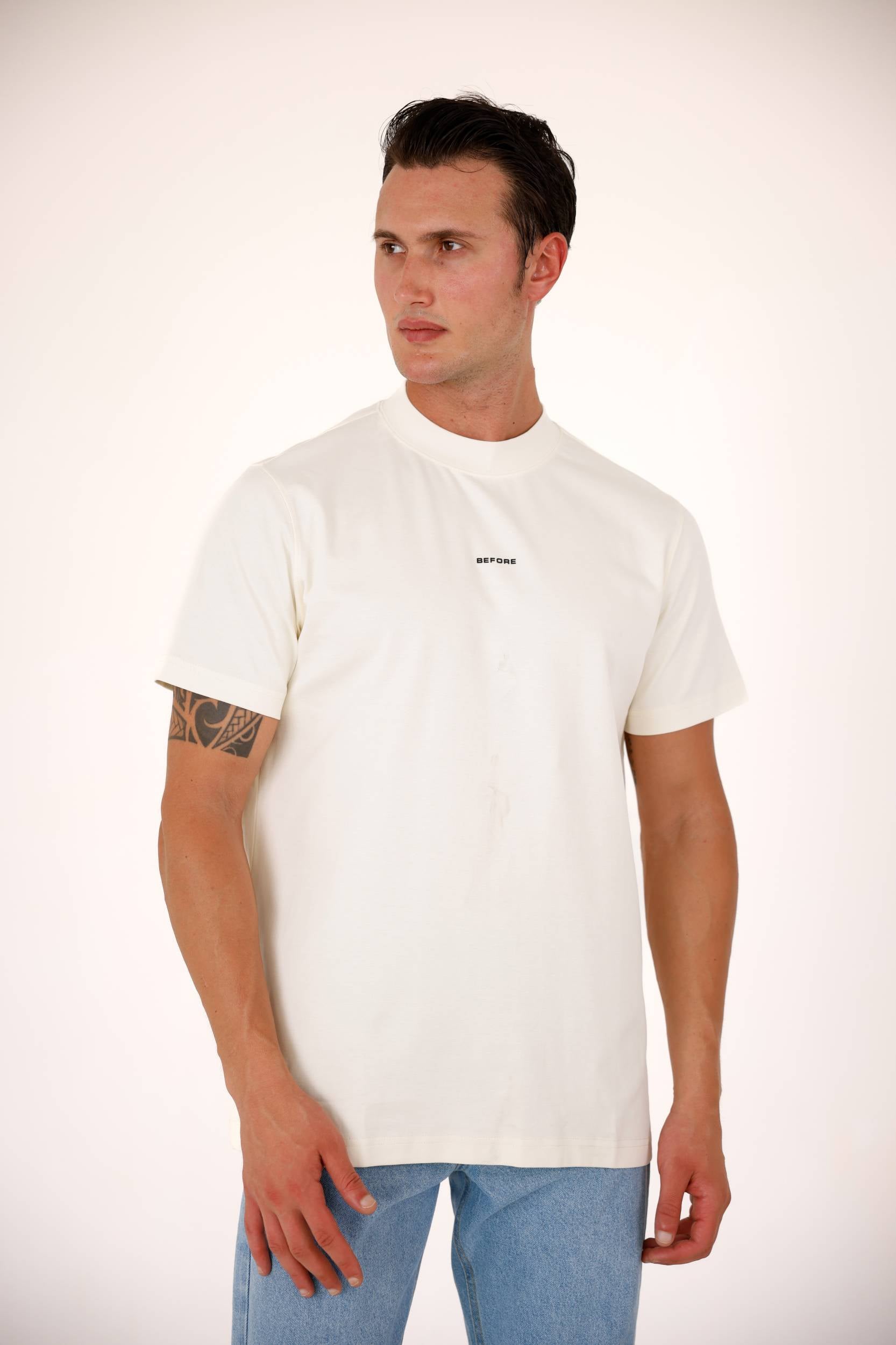 OFF WHITE